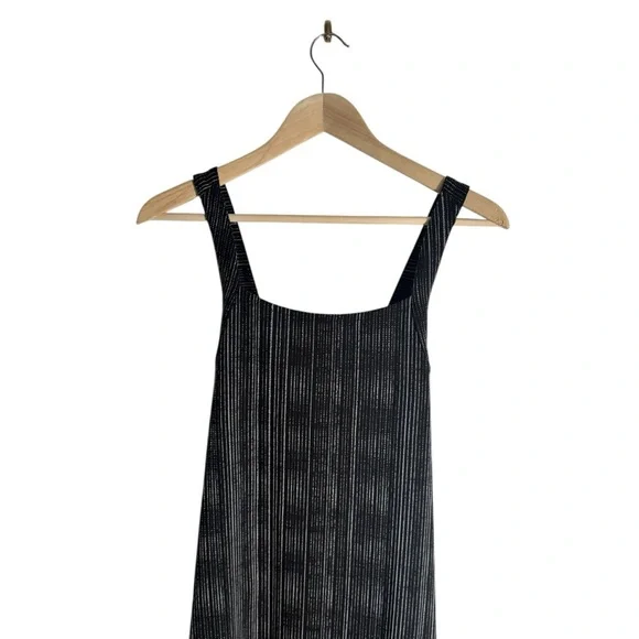 Athleta Arrival Maxi Dress Amara Stripe Black White Athleisure Size Medium - Picture 4 of 7